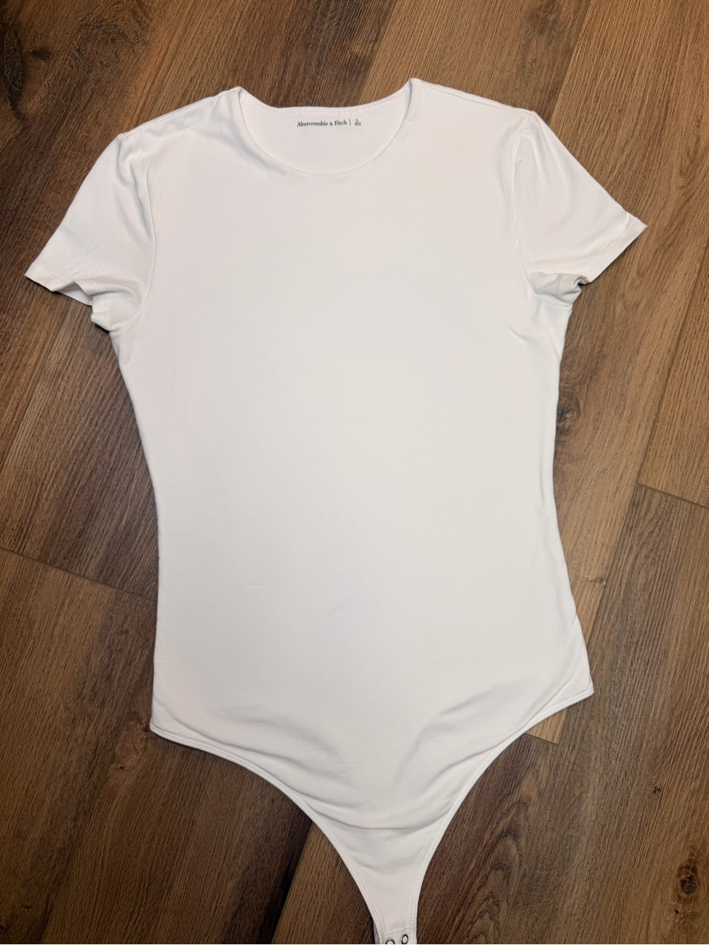 Abercrombie & Fitch White SoftAF Bodysuit L Double Layer Fitted Crew Neck Tee